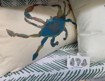 crab pillow